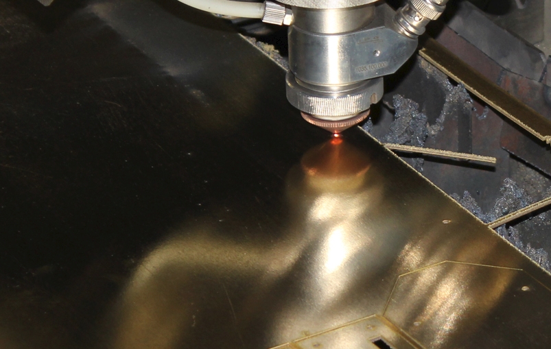 Лазерная резка латуни